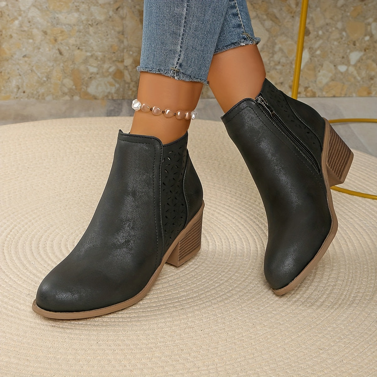 Léonie™ | Comfortable and Breathable Ankle Boots