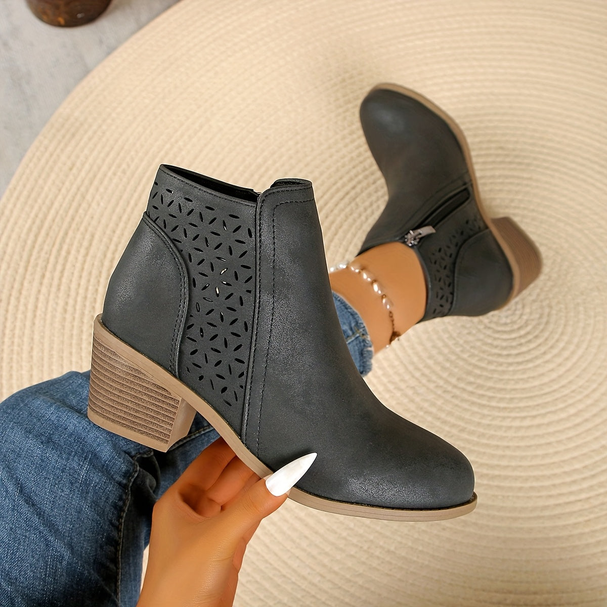 Léonie™ | Comfortable and Breathable Ankle Boots