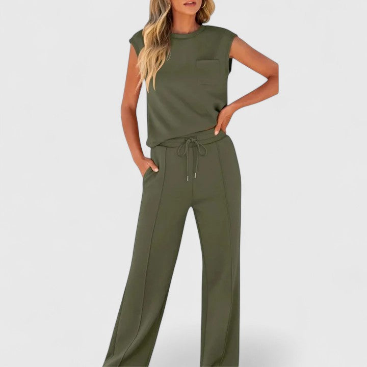 Idina | Cozy Ensemble