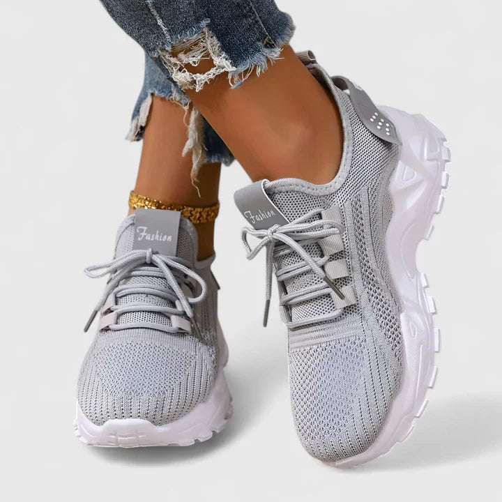 Maica | Comfort-Focused Orthopedic Trainers