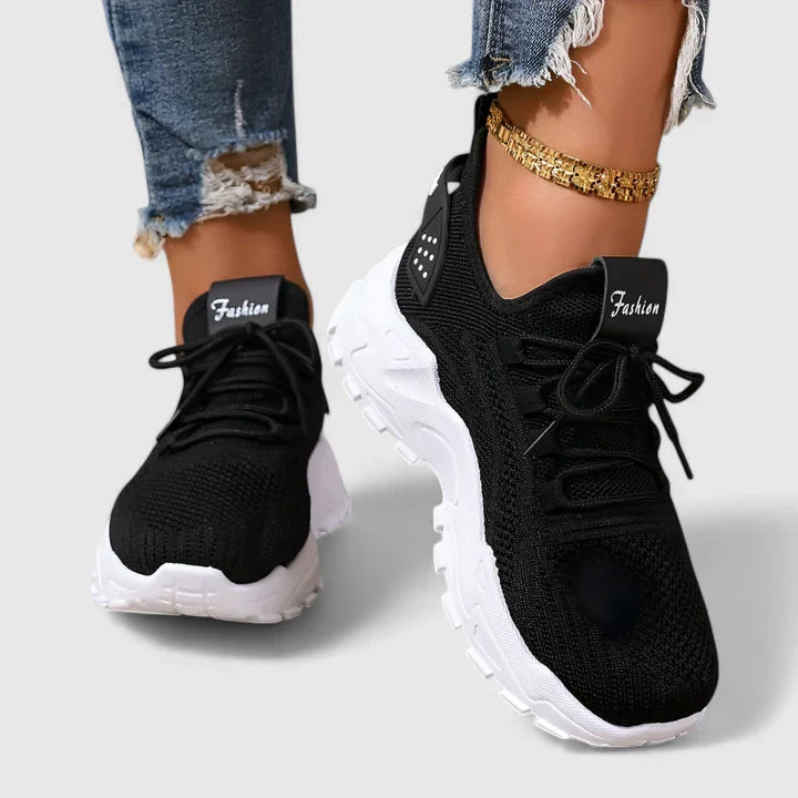 Maica | Comfort-Focused Orthopedic Trainers