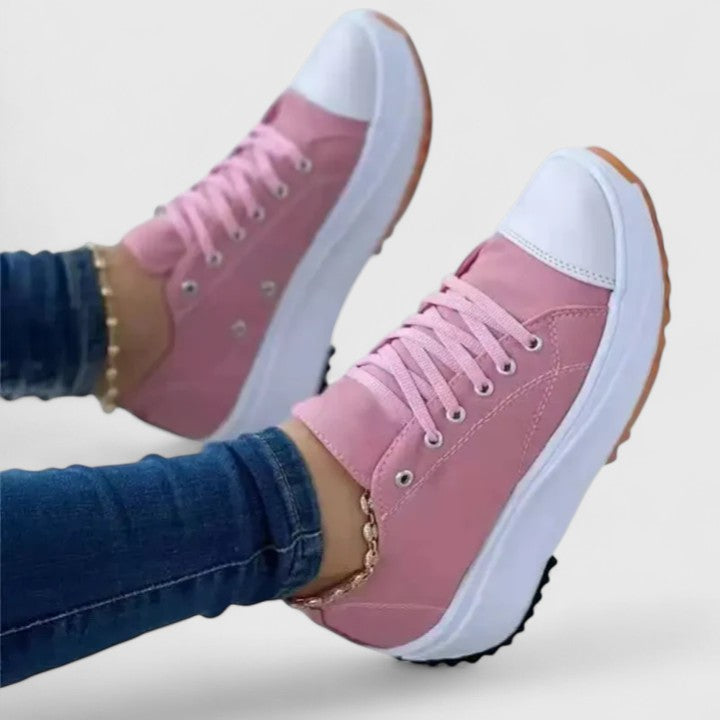 Kelly | Cozy Trainers for All-Day Comfort