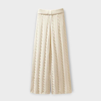 Eline | Comfortable & Relaxed Outfit