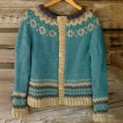 Cassandra | Cozy North Cardigan