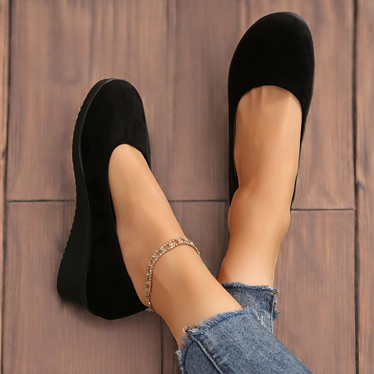 Orthéa™ – Comfort Wedge Shoes Designed to Alleviate Plantar Pain